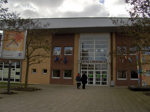 Lycée Condorcet à Limay